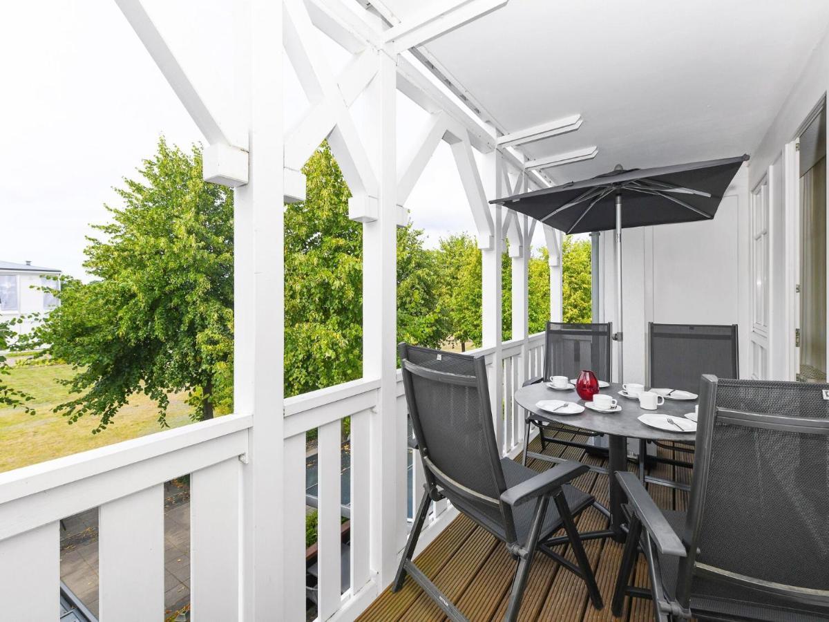 Charming Apartment On Ruegen Island With Balcony Sellin  Exterior photo